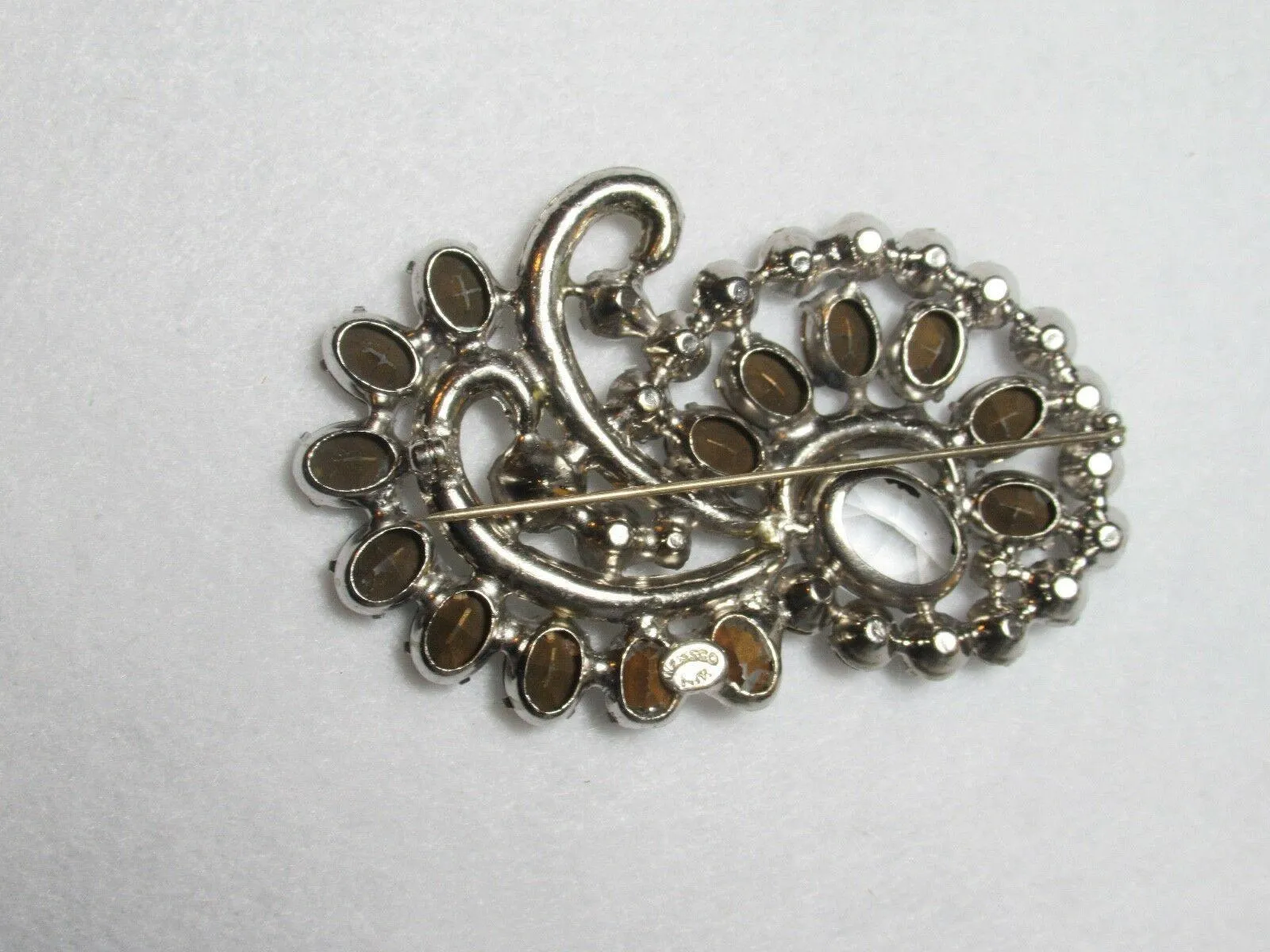 Massive WEISS CO Vintage Rhinestone Pin Brooch