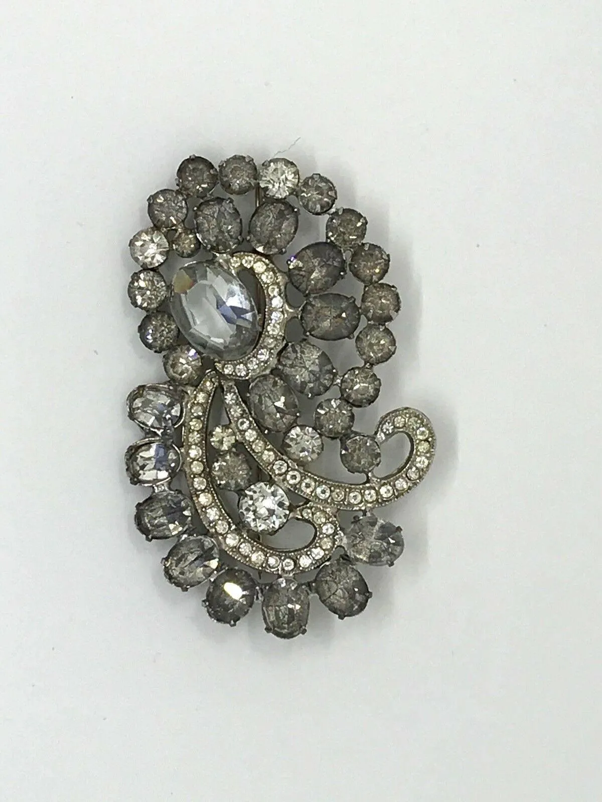 Massive WEISS CO Vintage Rhinestone Pin Brooch